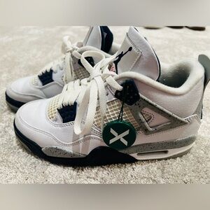 RARE Jordan 4 retro blue size  7.5 men’s with StockX tag